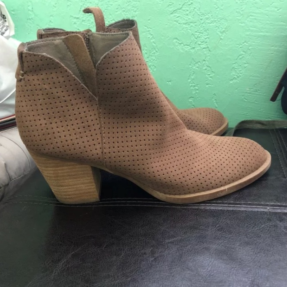 Dolce Vita booties